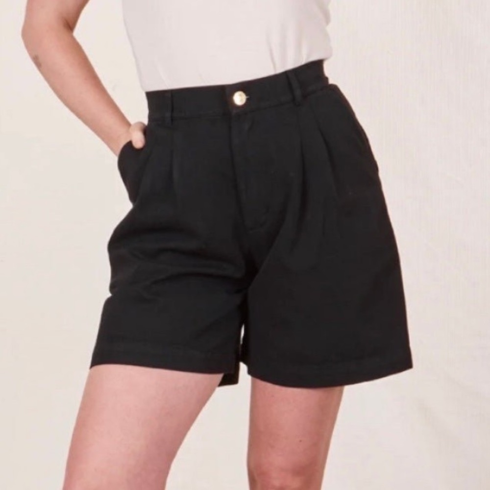 Big Bud Press Trouser Shorts in Basic Black